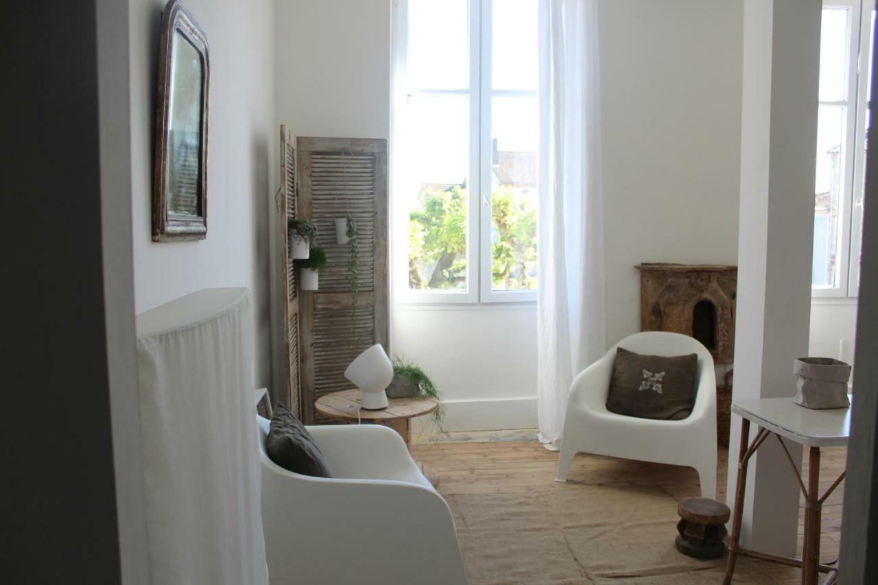 La Maison Sur La Place Penne-dʼAgenais Zewnętrze zdjęcie